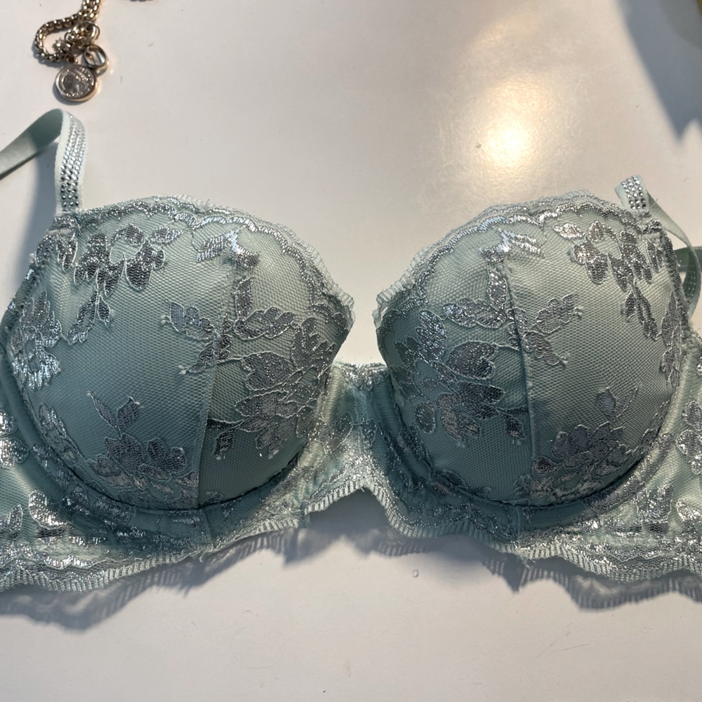 Dream Angels Victorias Secret 32C Lined Demi Bra Silver Green Floral Lace